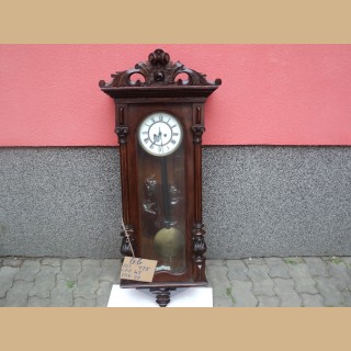 orologio a pendolo con 2 pesi in noce con suoneria  epoca fine 800 con lettere di riferimento G G